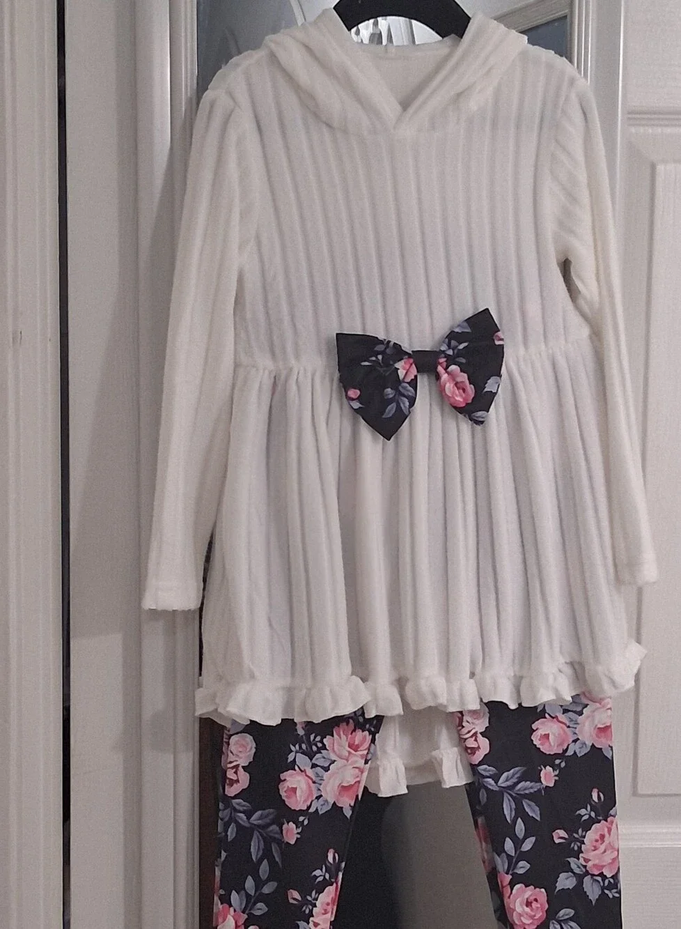 NEW Back To School Girl's 2 Piece Outfit    Size 6